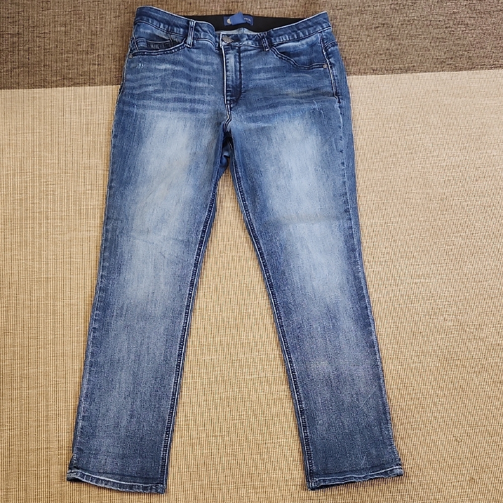 Democracy "Ab"Solution Medium Wash Distressed Jea… - image 1